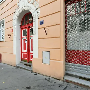 Kubelikova 32 Apartament